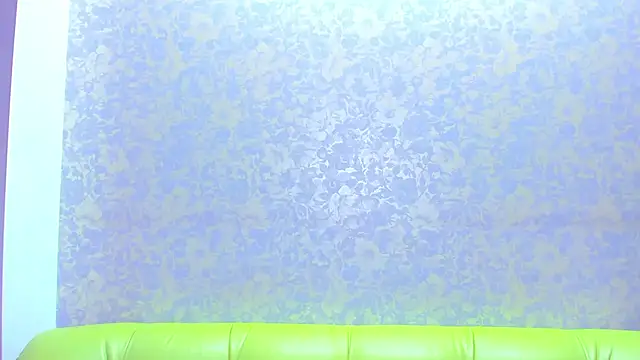 Snapshot of Vanessa_Florence chatting on May 3, 1:22 am Vanessa Florence online show from May 3, 1:22 am