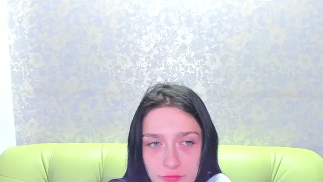 Snapshot of Vanessa_Florence chatting on May 10, 1:22 am Vanessa Florence online show from May 10, 1:22 am