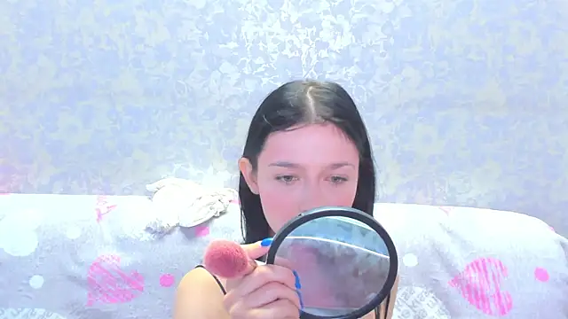 Snapshot of Vanessa_Florence chatting on June 19, 1:32 am Vanessa Florence online show from June 19, 1:32 am