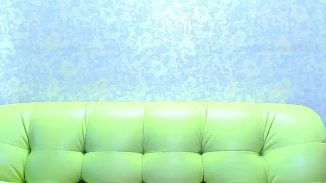 Snapshot of Vanessa_Florence chatting on July 4, 1:23 am Vanessa Florence online show from July 4, 1:23 am