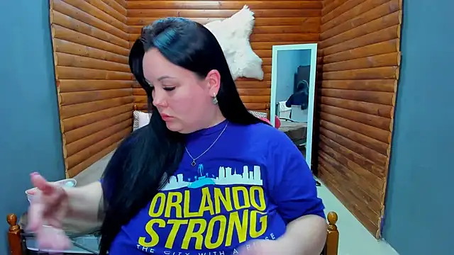 BubbleEmma online show from January 17, 3:43 pm