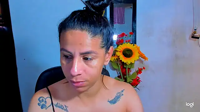 juanblakbigcock online show from April 23, 4:09 pm