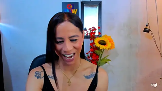 Snapshot of juanblakbigcock chatting on May 27, 3:09 pm juanblakbigcock online show from May 27, 3:09 pm