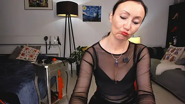 Snapshot of MissAliciaFD chatting on May 29, 10:02 am MissAliciaFD online show from May 29, 10:02 am
