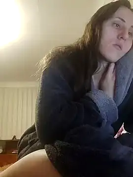 emeli moon online show from December 30, 7:32 pm