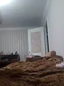 emeli moon online show from February 3, 10:00 pm