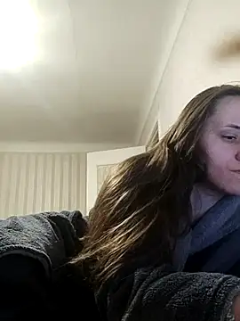 emeli moon online show from February 28, 10:06 pm