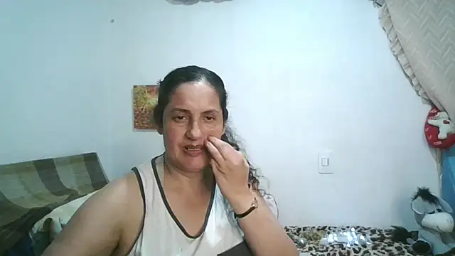Snapshot of ximenajimenez chatting on May 5, 11:13 pm ximenajimenez online show from May 5, 11:13 pm