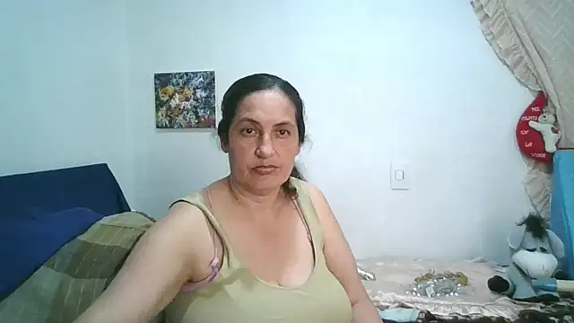 Snapshot of ximenajimenez chatting on May 25, 10:27 pm ximenajimenez online show from May 25, 10:27 pm