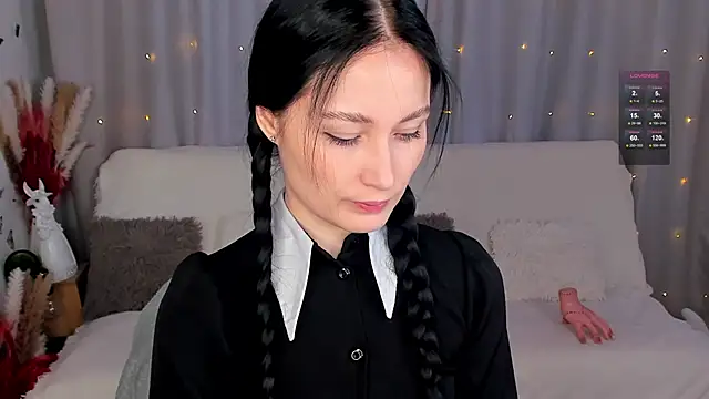 Snapshot of LisaMooore chatting on February 13, 12:32 pm LisaMooore online show from February 13, 12:32 pm