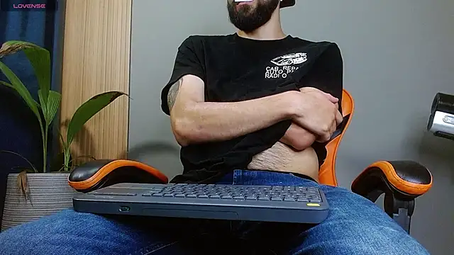 Mr WhiteCock online show from November 5, 2:00 am