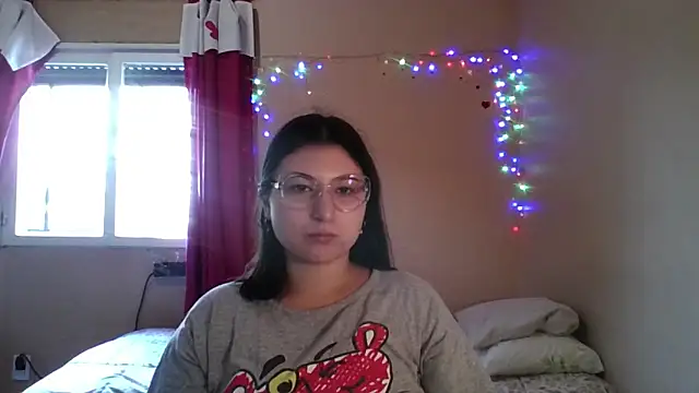 imsohornydacom online show from May 6, 6:24 pm
