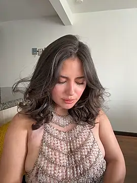 Snapshot of sukhakunis1 chatting on July 26, 3:19 pm sukhakunis1 online show from July 26, 3:19 pm