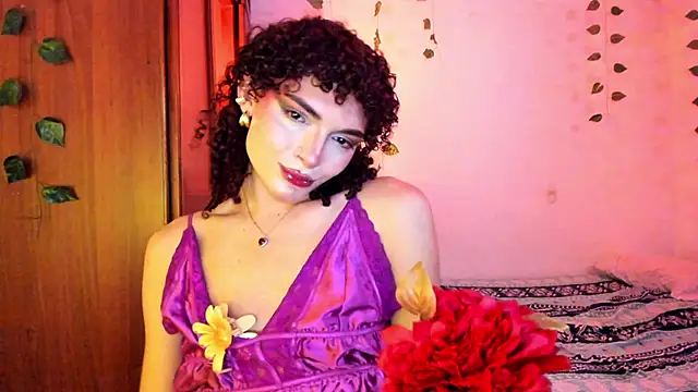 lucianromero online show from December 16, 5:45 am