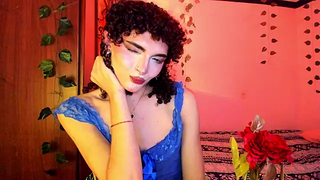 lucianromero online show from December 19, 5:14 am