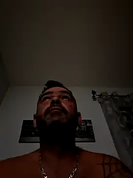 Snapshot of pachapeter chatting on August 4, 1:20 am pachapeter online show from August 4, 1:20 am