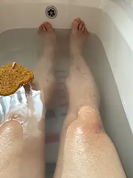 Snapshot of Russell1508 chatting on September 24, 9:12 am Russell1508 online show from September 24, 9:12 am