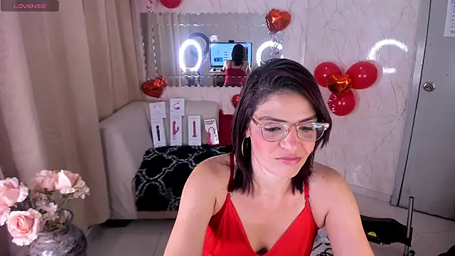 KatteMoss online show from February 2, 3:32 am