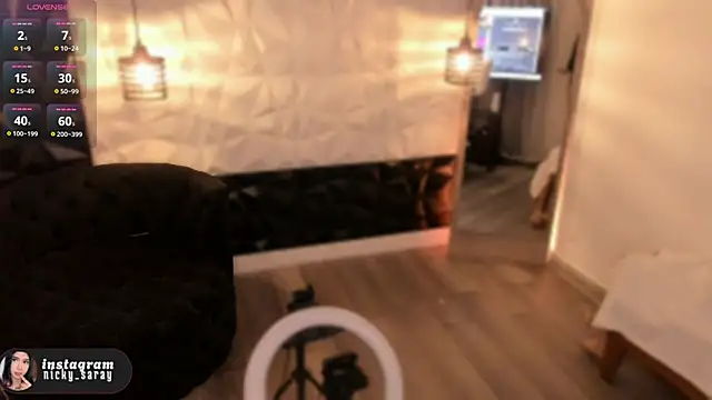 nickky   online show from May 16, 3:36 am