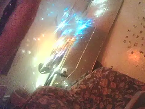 Snapshot of DaddyQuimHot chatting on February 27, 3:25 am DaddyQuimHot online show from February 27, 3:25 am