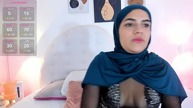 Snapshot of Umarani_ chatting on October 24, 7:32 pm Umarani online show from October 24, 7:32 pm