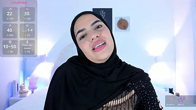 Snapshot of Umarani_ chatting on November 4, 6:29 pm Umarani online show from November 4, 6:29 pm