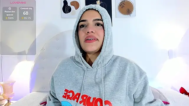 Snapshot of Umarani_ chatting on November 28, 6:32 pm Umarani online show from November 28, 6:32 pm