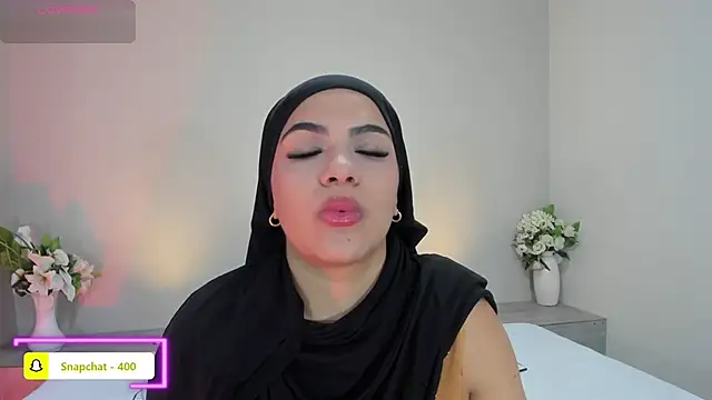 Snapshot of Umarani_ chatting on June 3, 6:35 pm Umarani online show from June 3, 6:35 pm