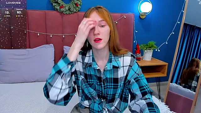 Snapshot of VanillaKelly chatting on December 30, 1:58 am VanillaKelly online show from December 30, 1:58 am