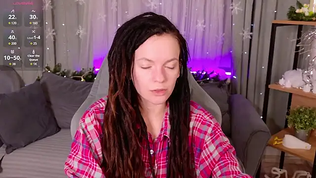 CoreyJane online show from December 19, 5:25 am