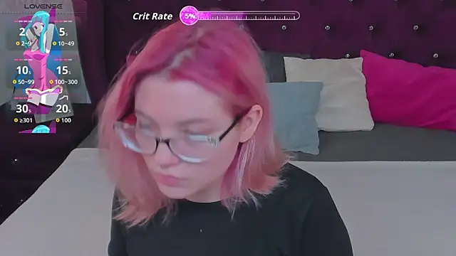 Lisa Adam online show from October 3, 6:05 pm