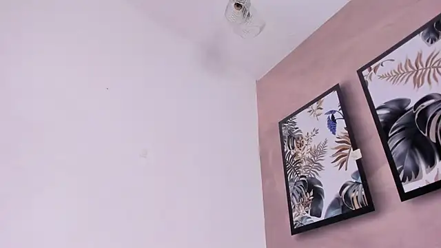 Snapshot of DahianaLincoln chatting on October 28, 5:04 pm DahianaLincoln online show from October 28, 5:04 pm