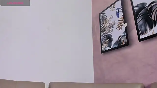 Snapshot of DahianaLincoln chatting on November 5, 7:03 pm DahianaLincoln online show from November 5, 7:03 pm