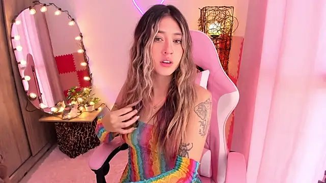 violet ch online show from January 13, 4:41 pm