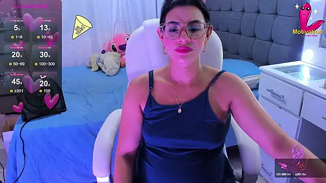 Snapshot of dahian_carter chatting on December 24, 11:22 pm dahian carter online show from December 24, 11:22 pm