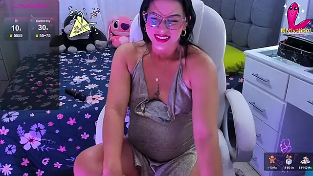 Snapshot of dahian_carter chatting on December 29, 1:38 pm dahian carter online show from December 29, 1:38 pm