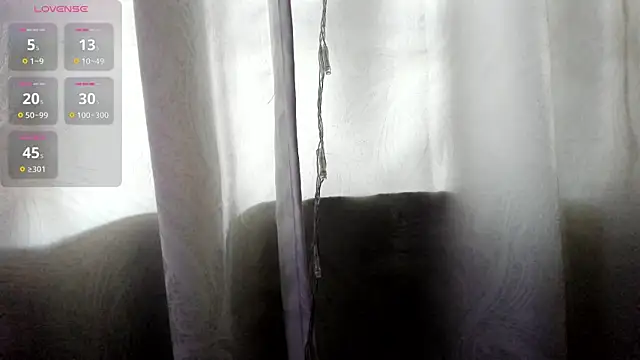 Snapshot of dahian_carter chatting on June 18, 9:52 pm dahian carter online show from June 18, 9:52 pm