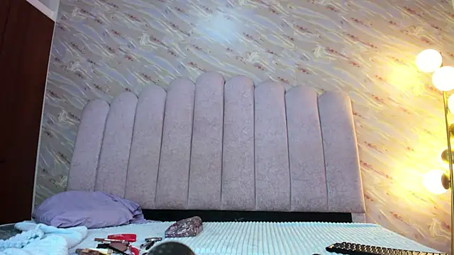 Snapshot of kathy-steven chatting on February 21, 1:17 am kathy-steven online show from February 21, 1:17 am