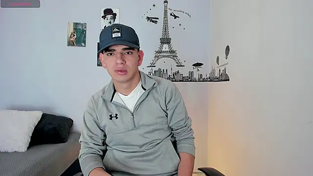 Snapshot of Ares_Johnson chatting on December 26, 6:12 pm Ares Johnson online show from December 26, 6:12 pm