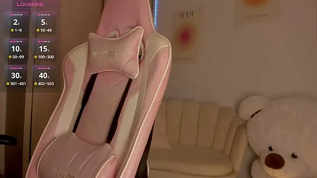 LittleSofia  online show from December 22, 1:45 am