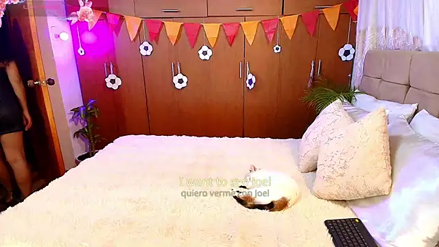 Snapshot of PaoL22 chatting on July 17, 4:19 am PaoL22 online show from July 17, 4:19 am
