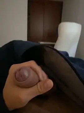 Snapshot of DanielGomez9 chatting on March 3, 1:09 pm DanielGomez9 online show from March 3, 1:09 pm