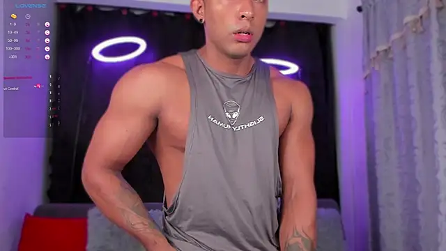 Couple muscle1 online show from February 13, 3:03 pm