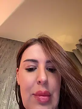 Snapshot of Eva_Gonzalez chatting on June 30, 11:28 pm Eva Gonzalez online show from June 30, 11:28 pm