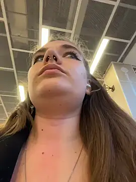 Snapshot of Holy_Tereza chatting on May 3, 4:02 pm Holy Tereza online show from May 3, 4:02 pm