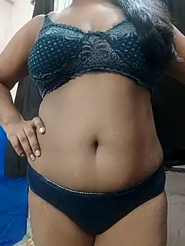 Snapshot of Disha_33 chatting on November 1, 12:45 am Disha 33 online show from November 1, 12:45 am