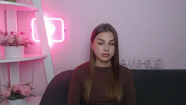 Snapshot of MilanaAngelAs chatting on October 27, 5:44 am MilanaAngelAs online show from October 27, 5:44 am