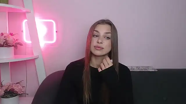 Snapshot of MilanaAngelAs chatting on November 21, 1:43 pm MilanaAngelAs online show from November 21, 1:43 pm