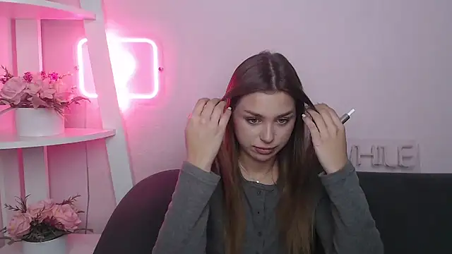 MilanaAngelAs online show from December 20, 5:36 am