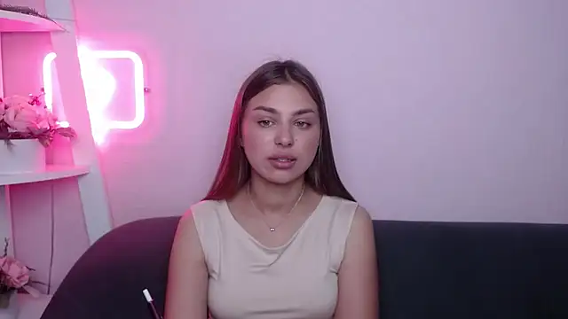 Snapshot of MilanaAngelAs chatting on June 29, 4:52 am MilanaAngelAs online show from June 29, 4:52 am